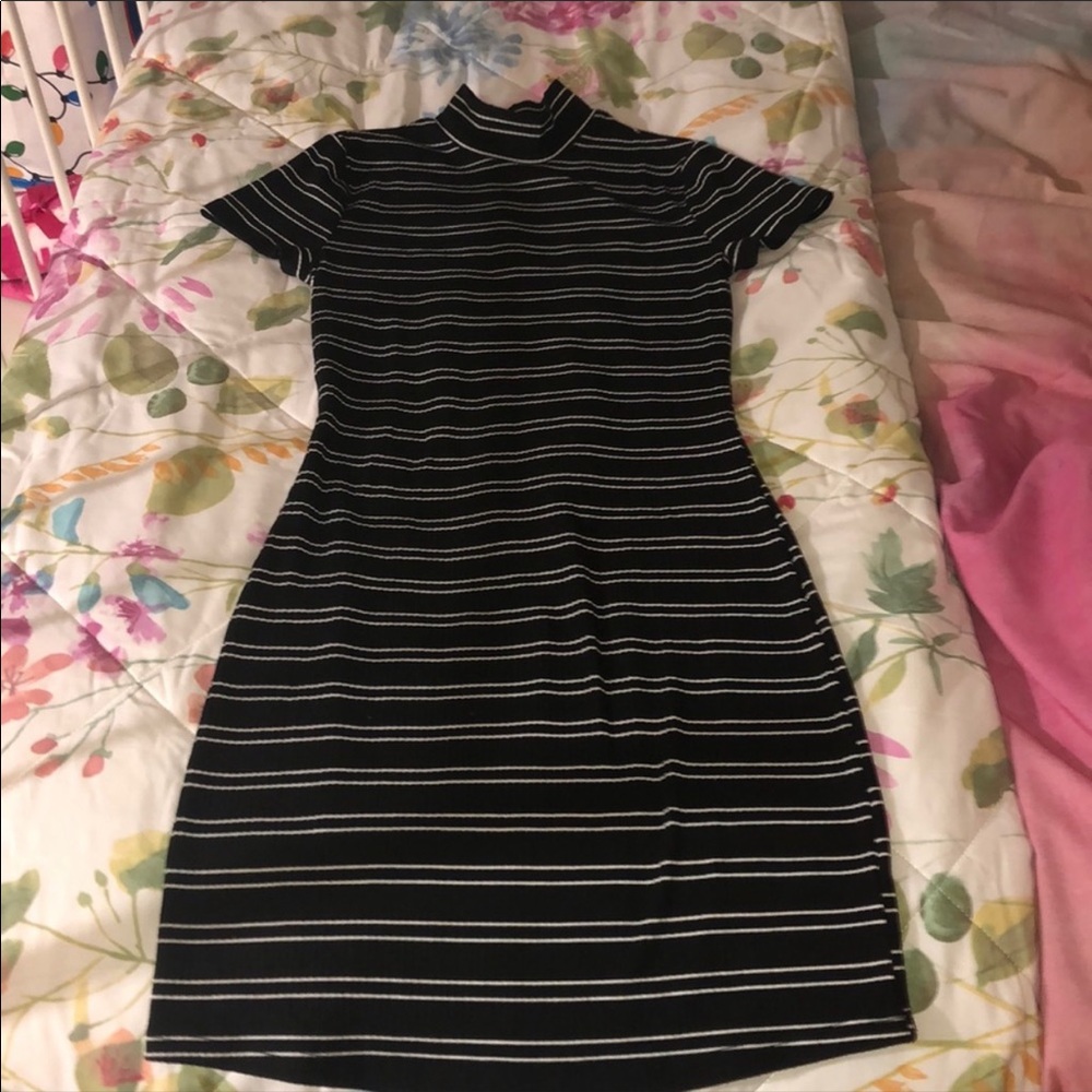 Bodycon mock turtleneck dress